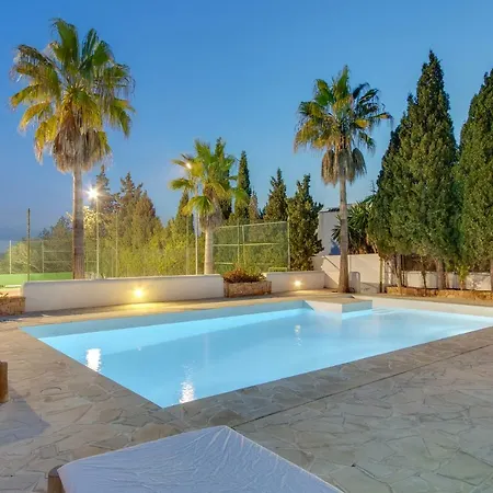 Fontana مدينة إيبيزا